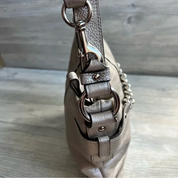 Coach metallic champagne silver pebbled leather chain duffle convertible handbag - Picture 6 of 13